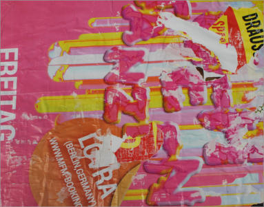Ref: 02.51  Affiches déchirées et pièces de magazine collées sur papier. Pieces of posters and magazine stuck on cardboard 50/65 cm